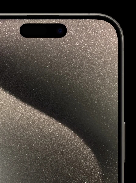  Close-Up auf die Dynamic Island des iPhone 15 Pro Max
