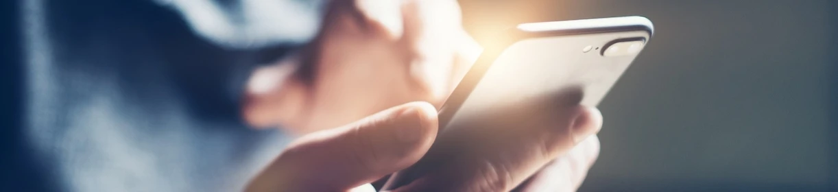 Samsung Handy ausschalten(© AdobeStock198051301/Rymden)
Samsung Handy ausschalten